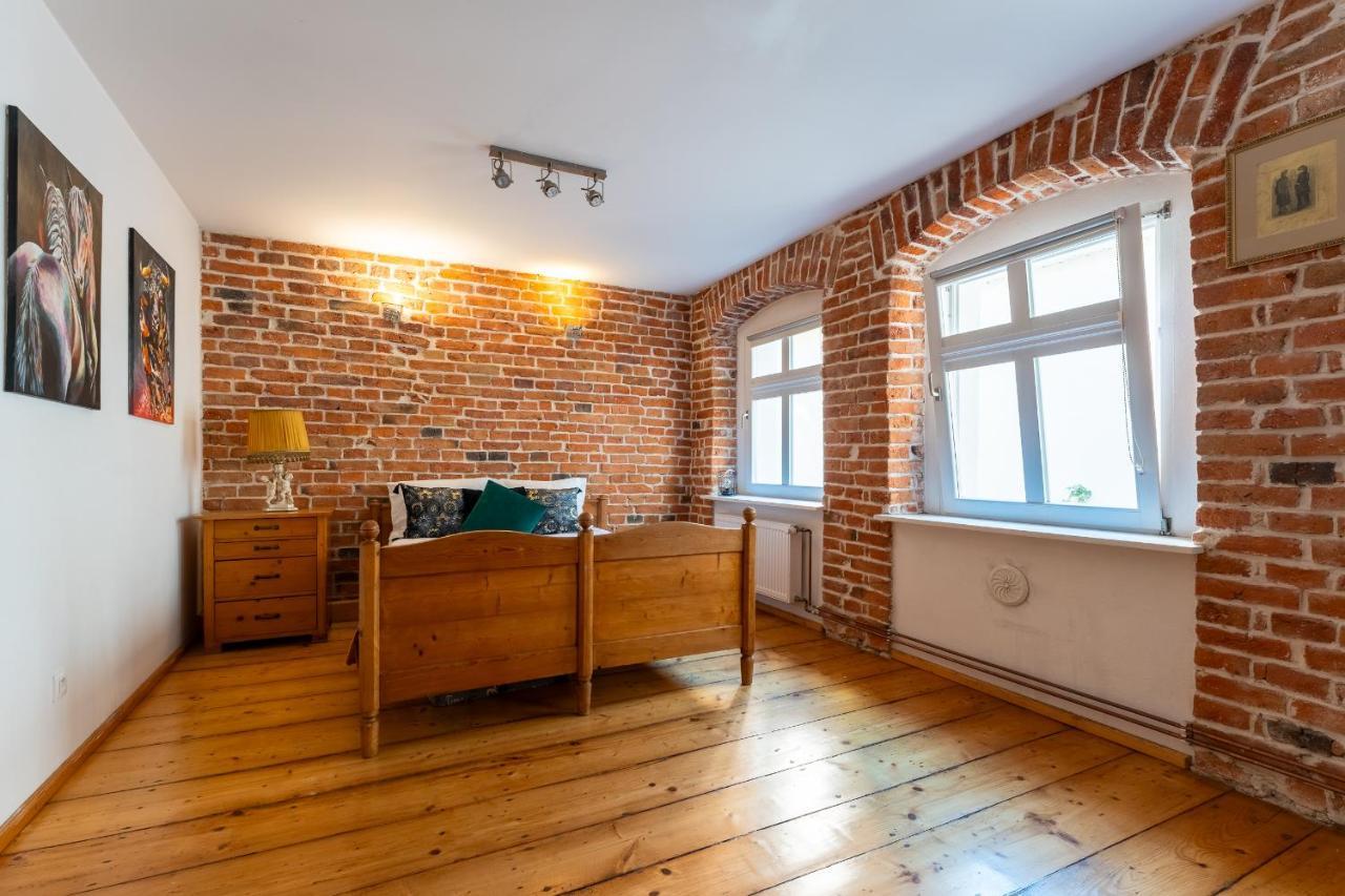 Ferienwohnung Apartament 1886 - Doba Do 14-00 - W Scislym Centrum Z Widokiem Na Majowke - By Space Apart Jelenia Góra Exterior foto